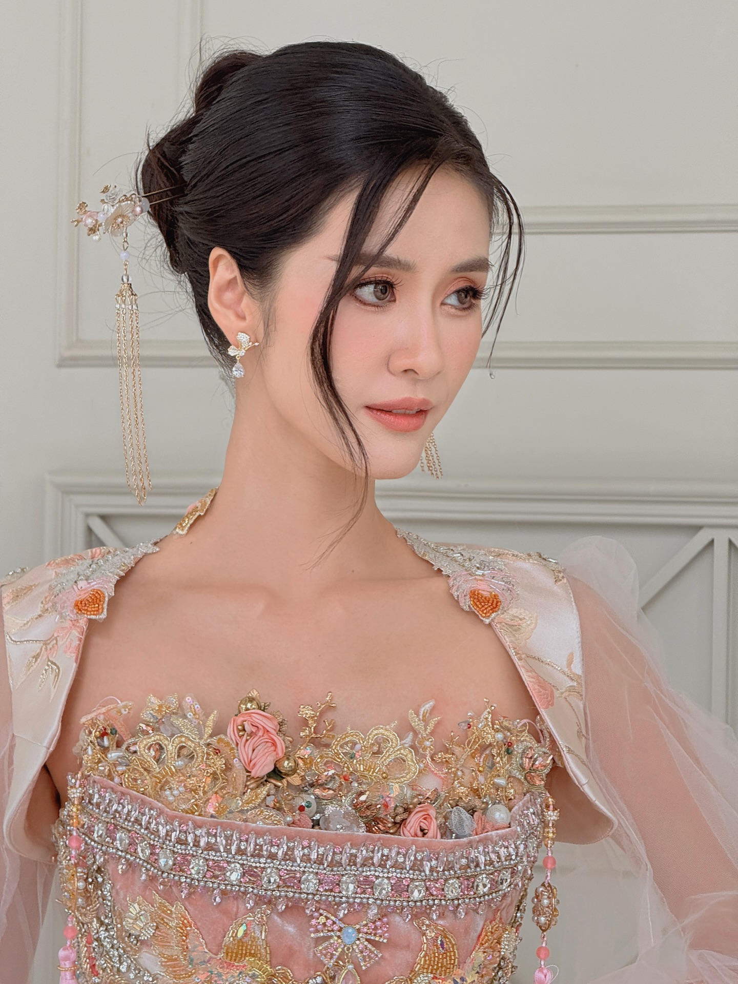 แพรว - เฌอมาวีร์ สุวรรณภานุโชค