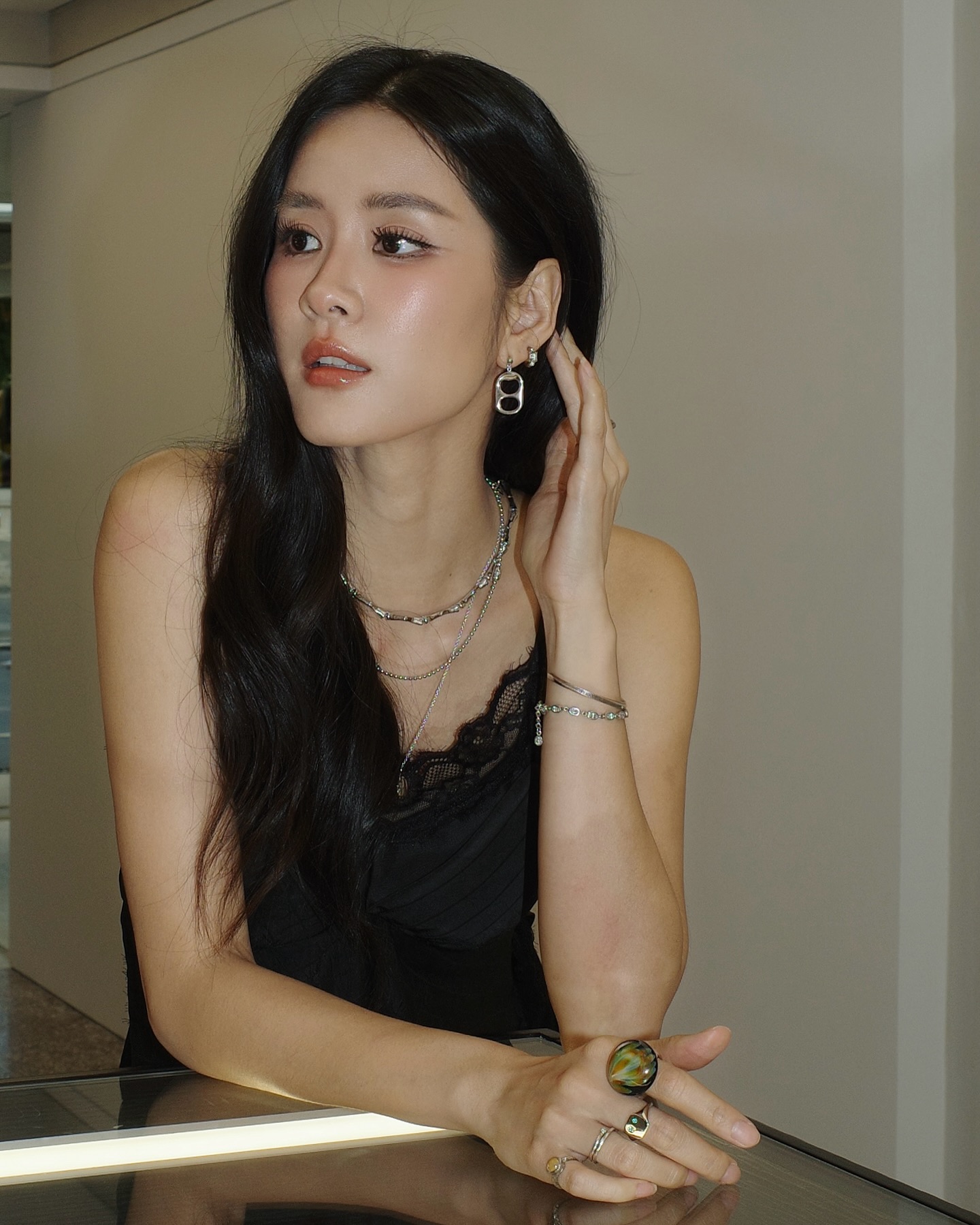 แพรว - เฌอมาวีร์ สุวรรณภานุโชค