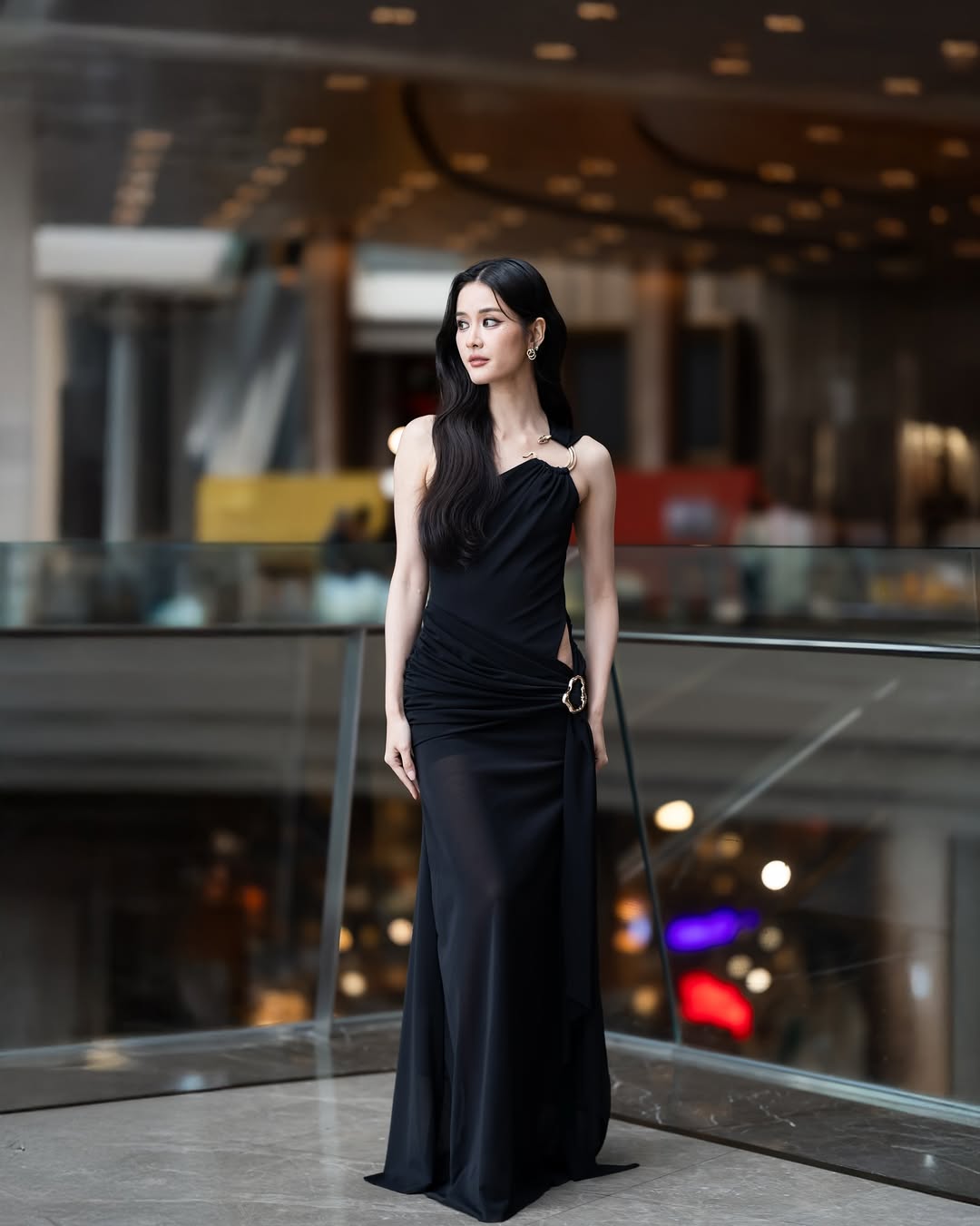 แพรว - เฌอมาวีร์ สุวรรณภานุโชค