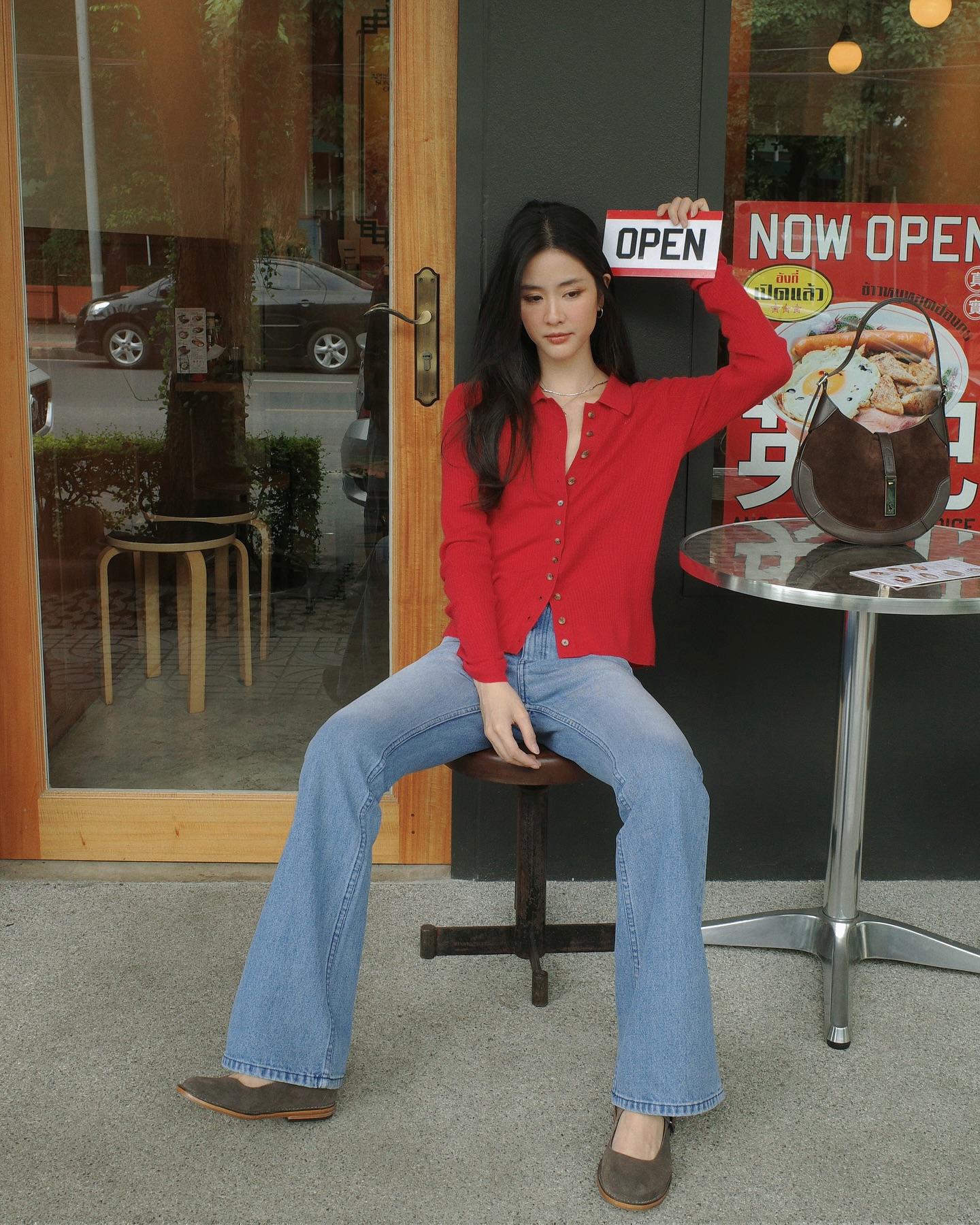 แพรว - เฌอมาวีร์ สุวรรณภานุโชค