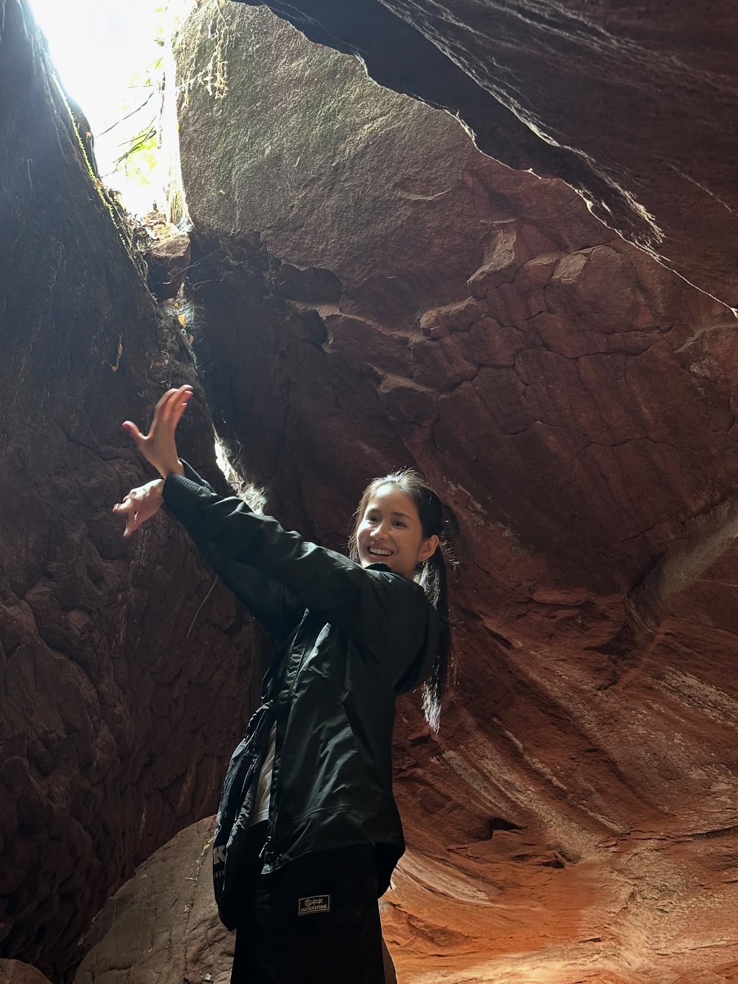 แพรว - เฌอมาวีร์ สุวรรณภานุโชค