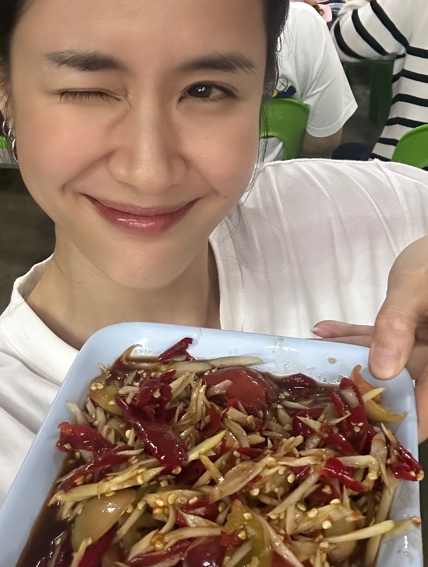 แพรว - เฌอมาวีร์ สุวรรณภานุโชค