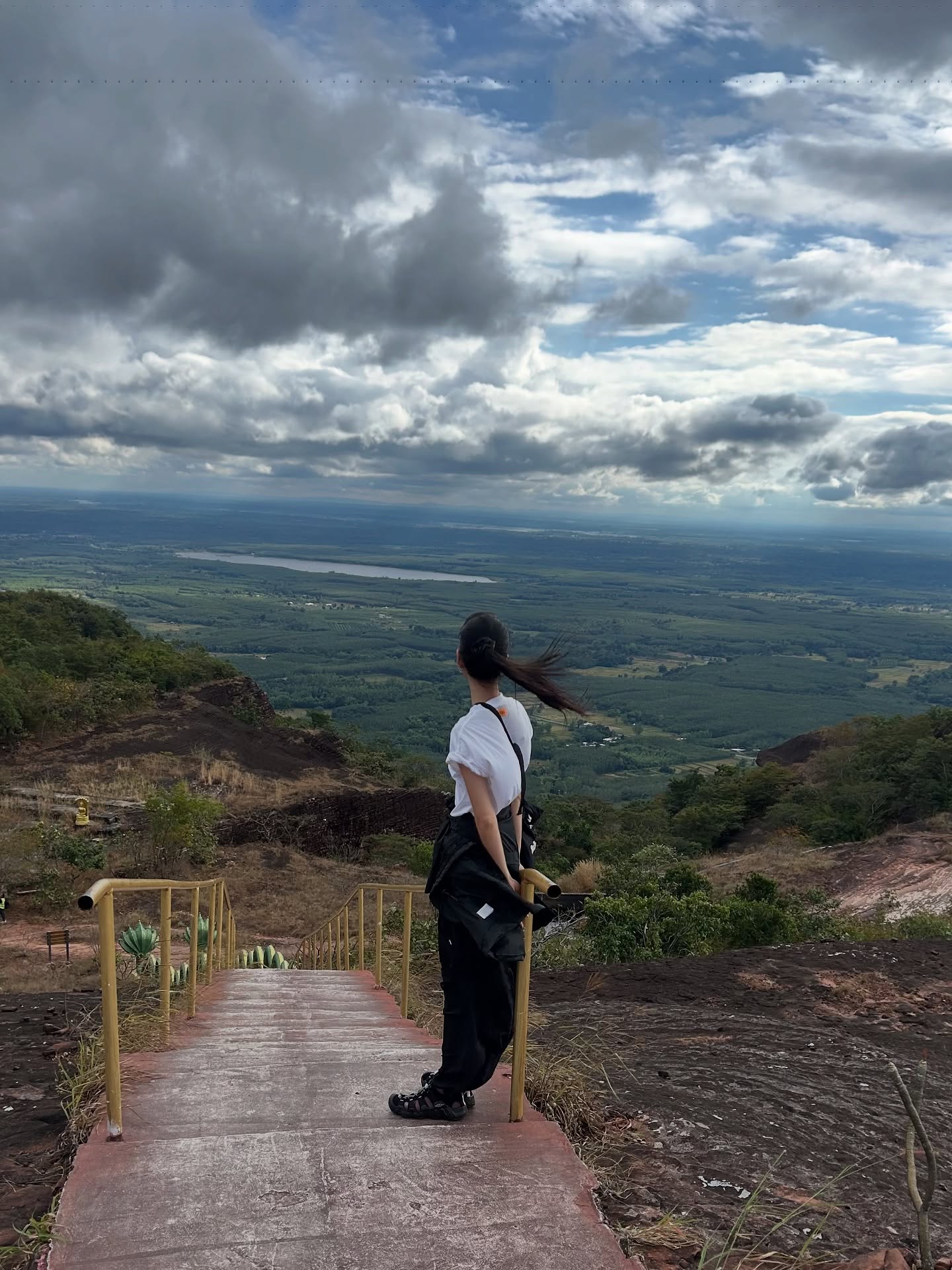 แพรว - เฌอมาวีร์ สุวรรณภานุโชค