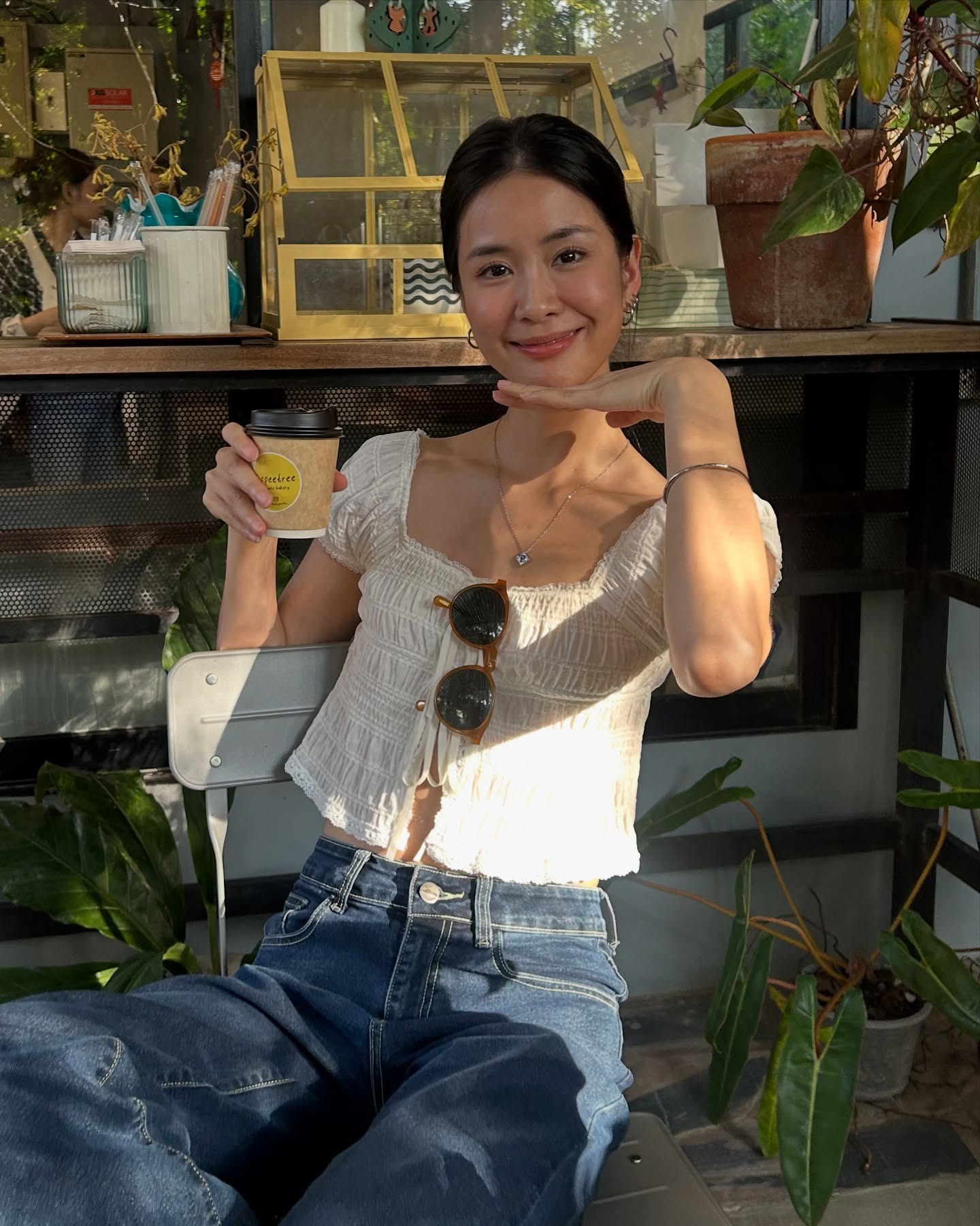 แพรว - เฌอมาวีร์ สุวรรณภานุโชค