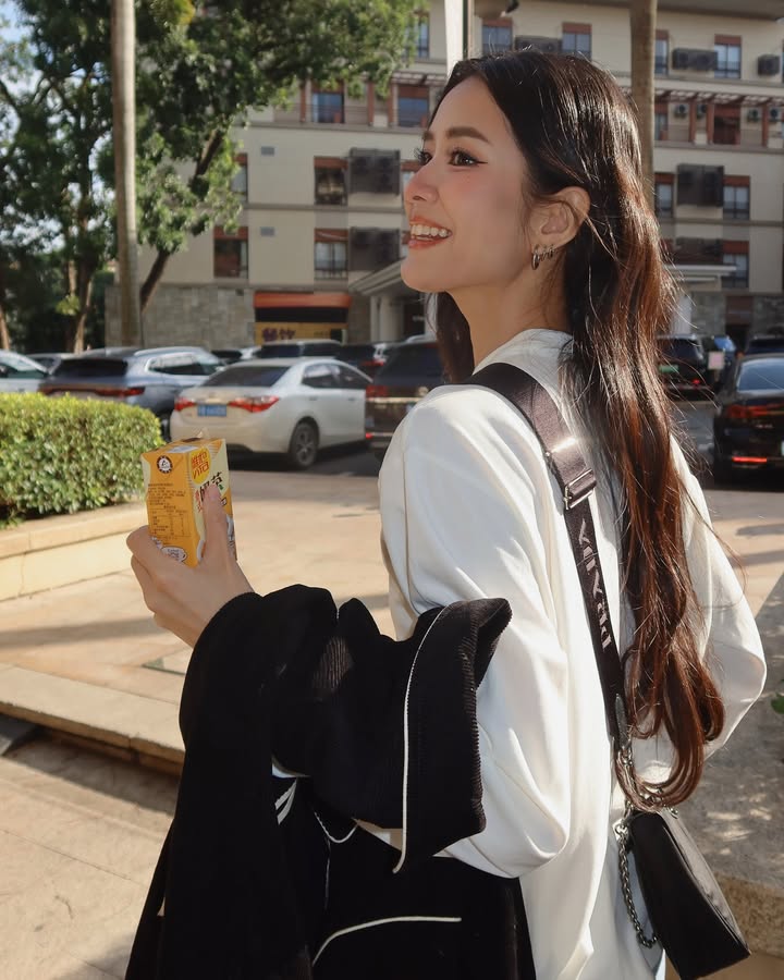 แพรว - เฌอมาวีร์ สุวรรณภานุโชค