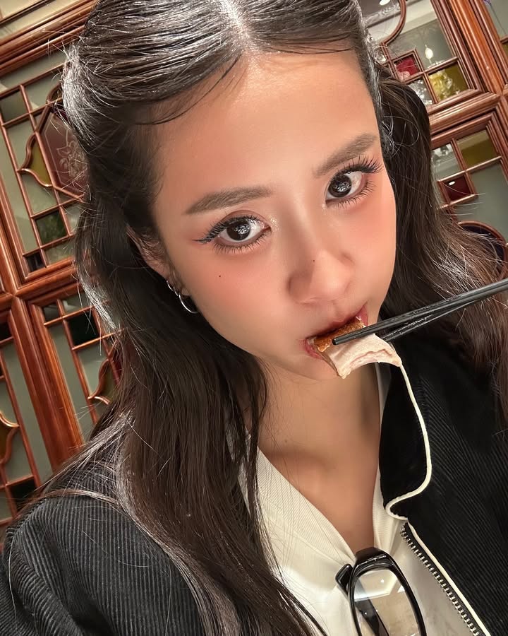 แพรว - เฌอมาวีร์ สุวรรณภานุโชค