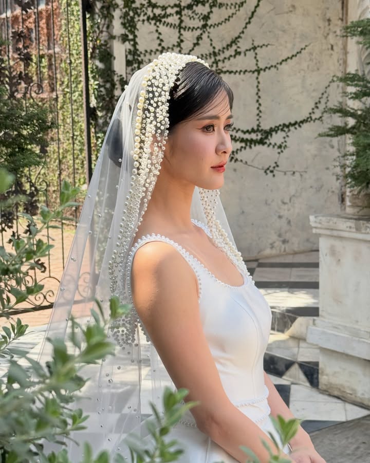 แพรว - เฌอมาวีร์ สุวรรณภานุโชค