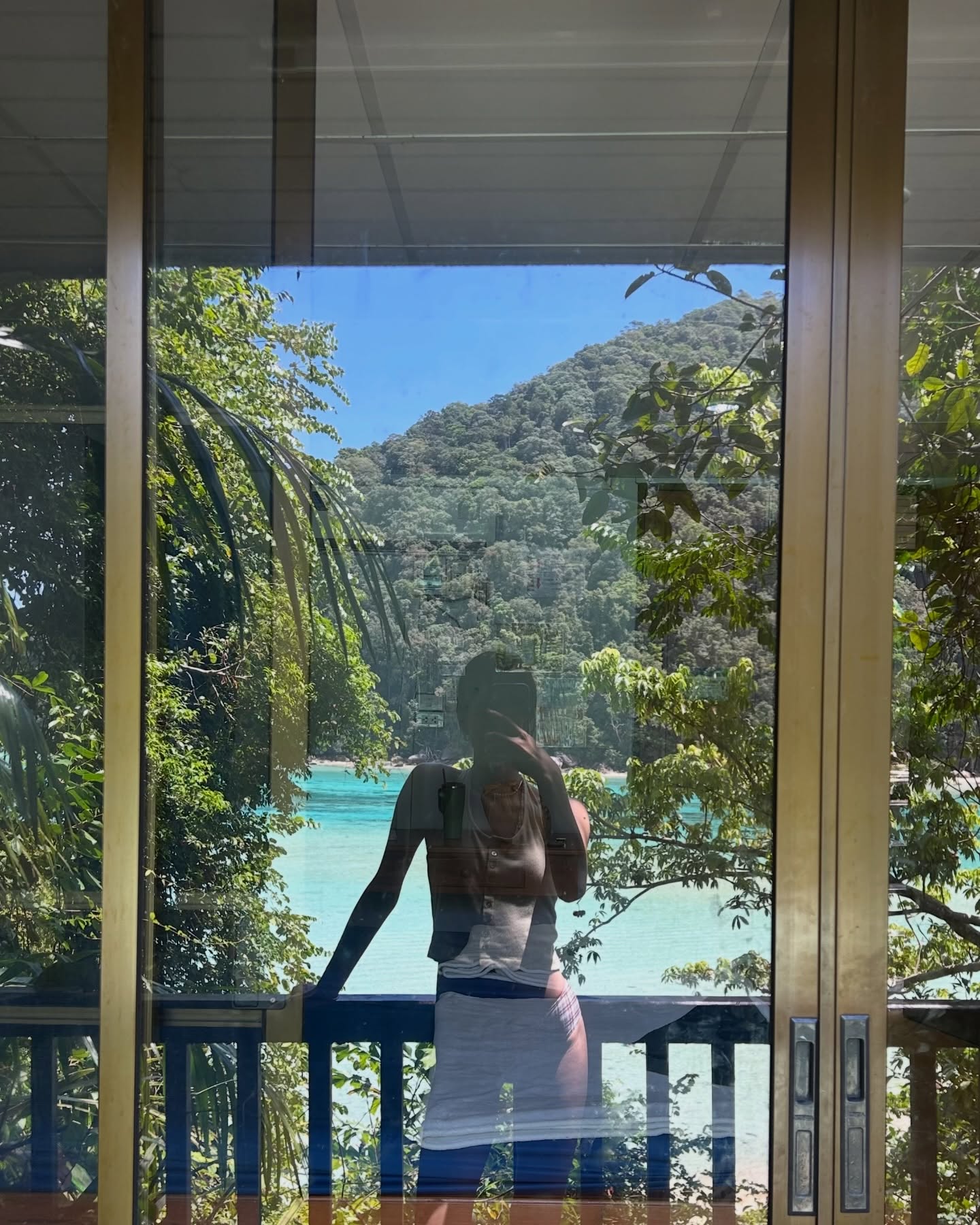 แพรว - เฌอมาวีร์ สุวรรณภานุโชค