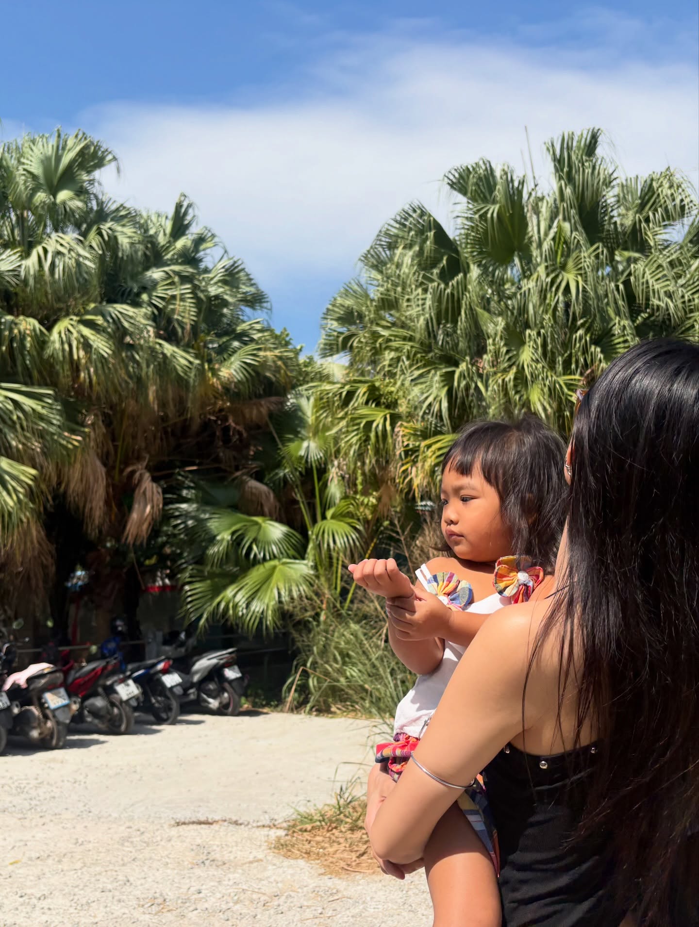 แพรว - เฌอมาวีร์ สุวรรณภานุโชค