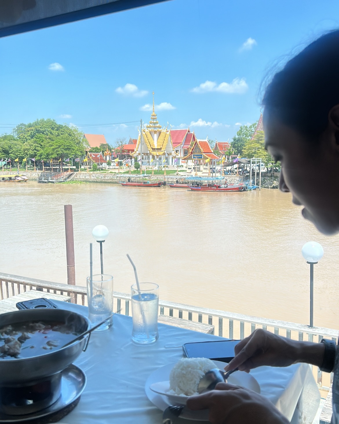 แพรว - เฌอมาวีร์ สุวรรณภานุโชค