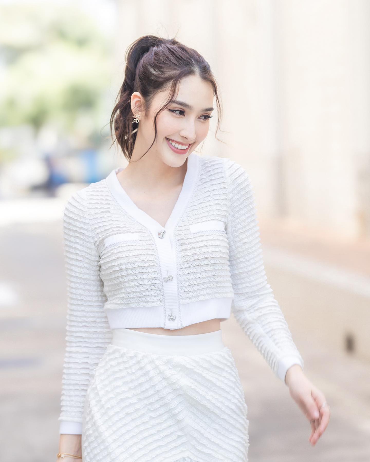 ฮาน่า ลีวิส