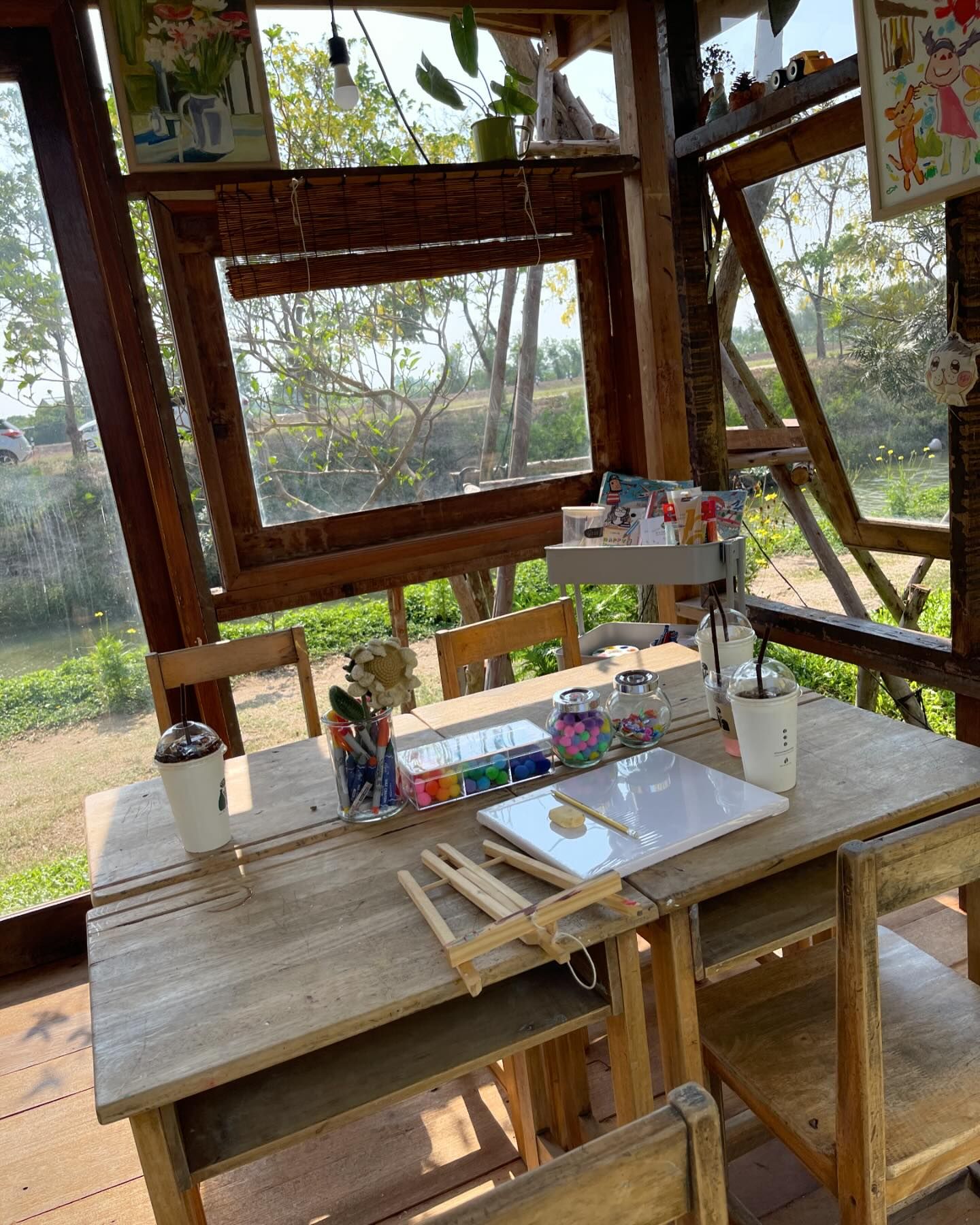 ฮาน่า ลีวิส