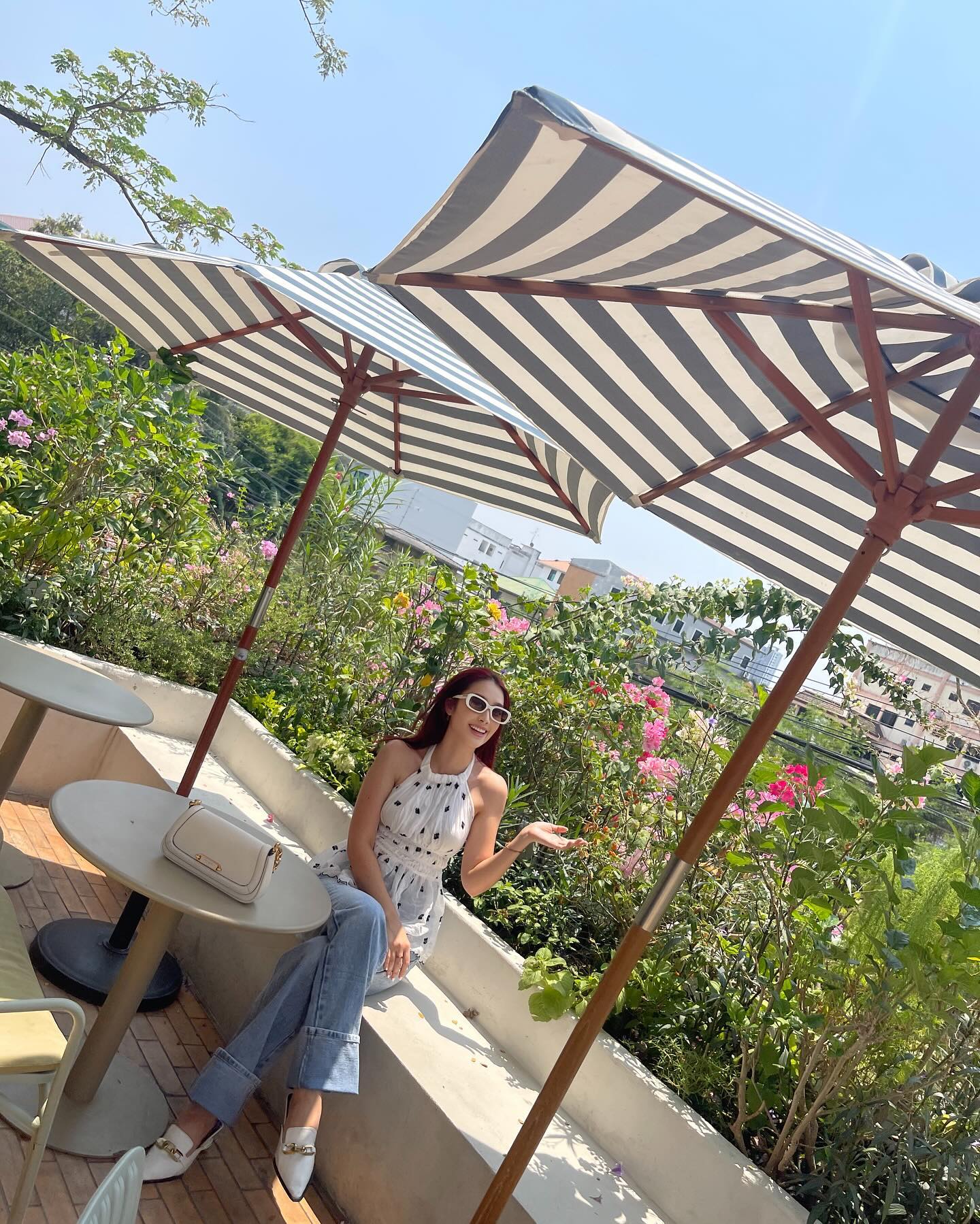 ฮาน่า ลีวิส