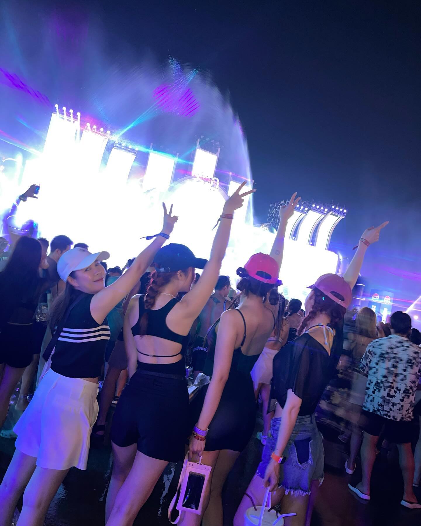 ฮาน่า ลีวิส