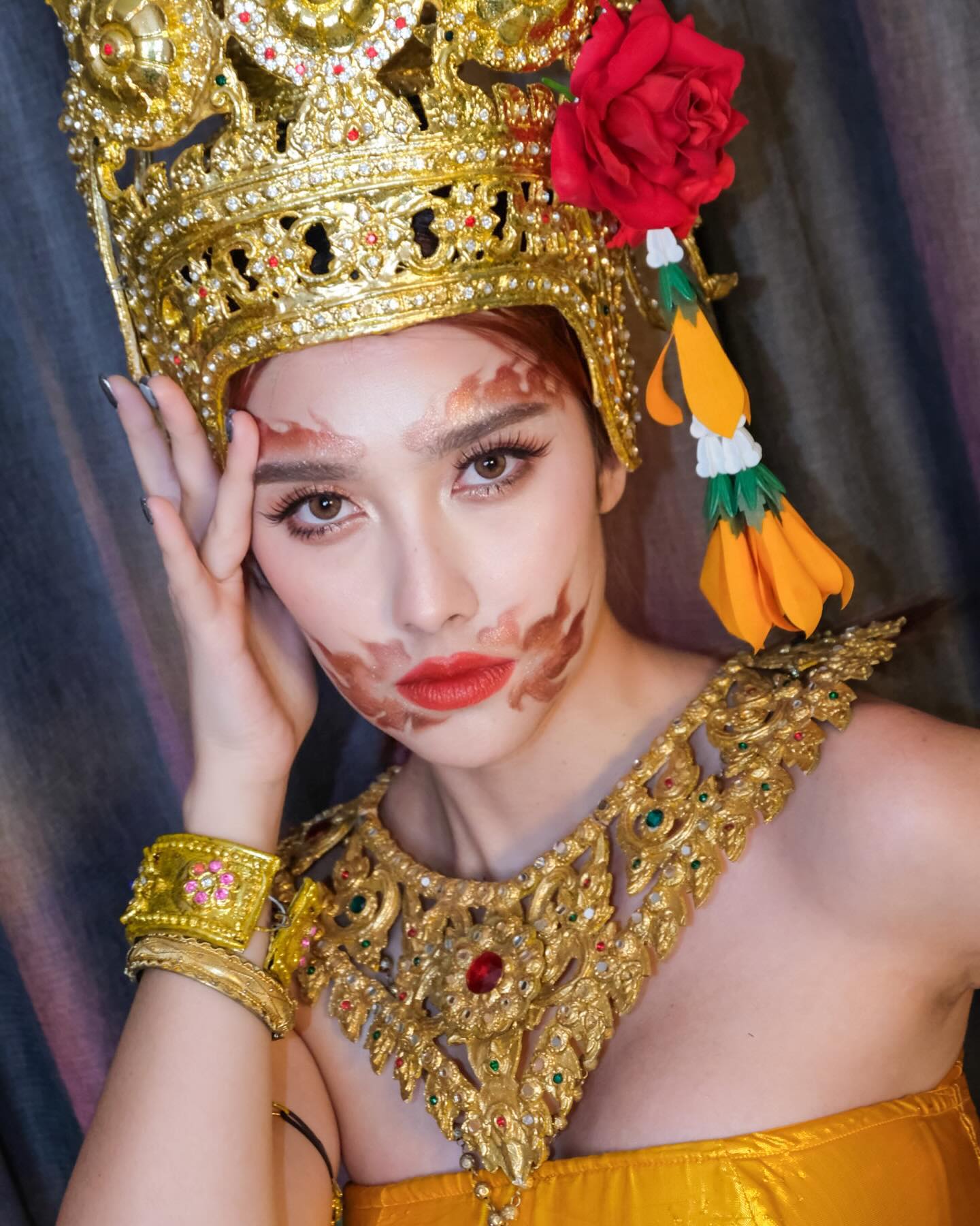 ฮาน่า ลีวิส