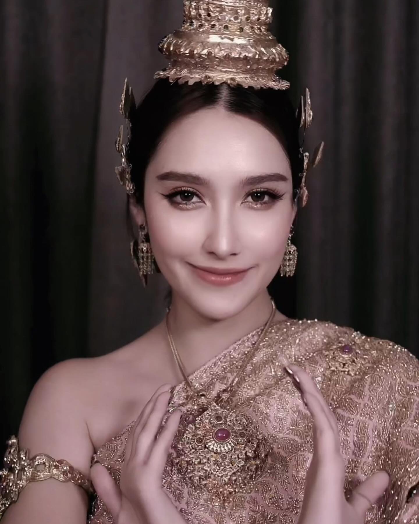 ฮาน่า ลีวิส