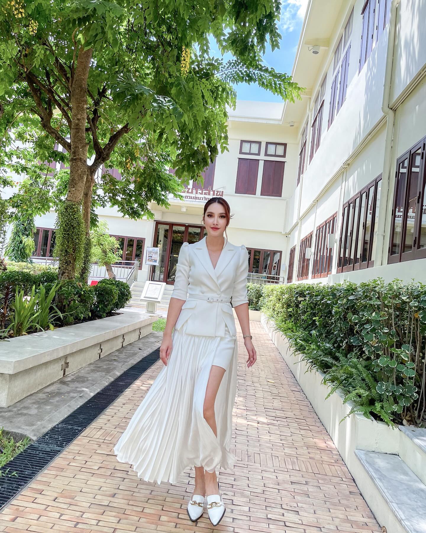 ฮาน่า ลีวิส