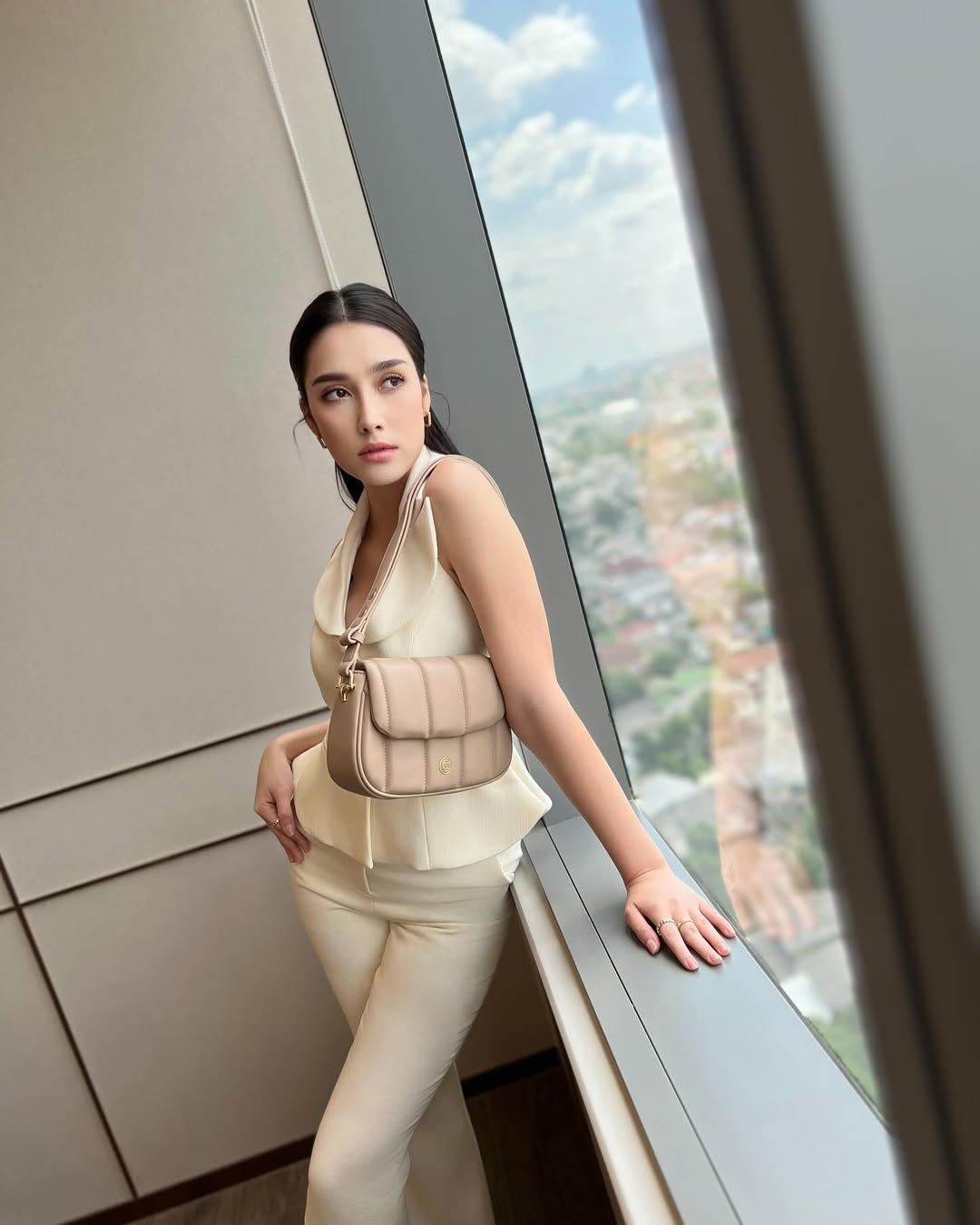 ฮาน่า ลีวิส