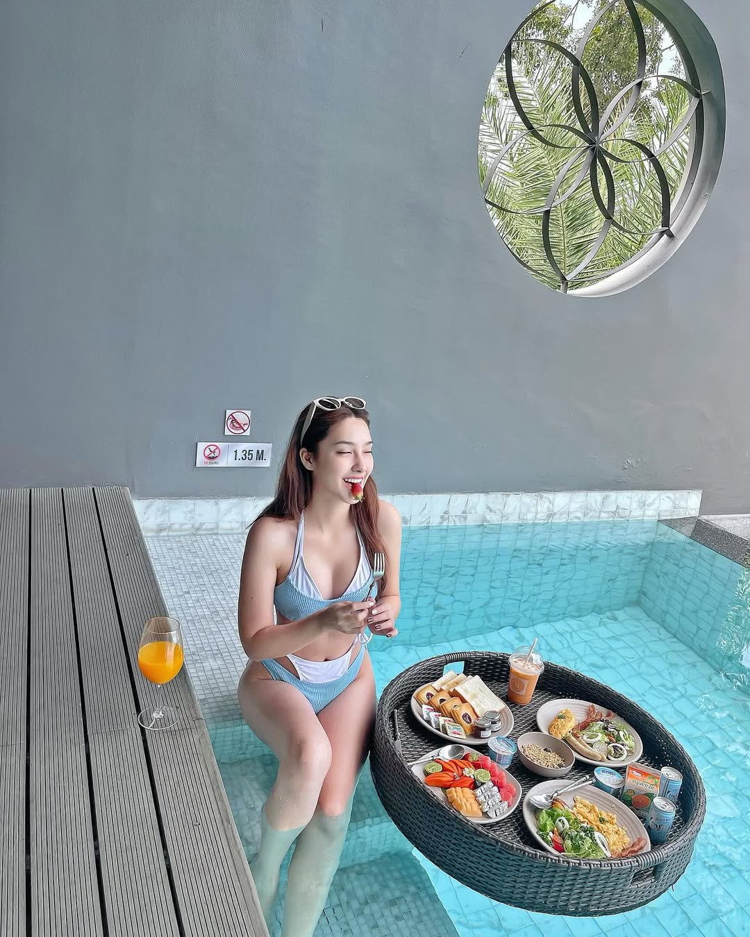 ฮาน่า ลีวิส
