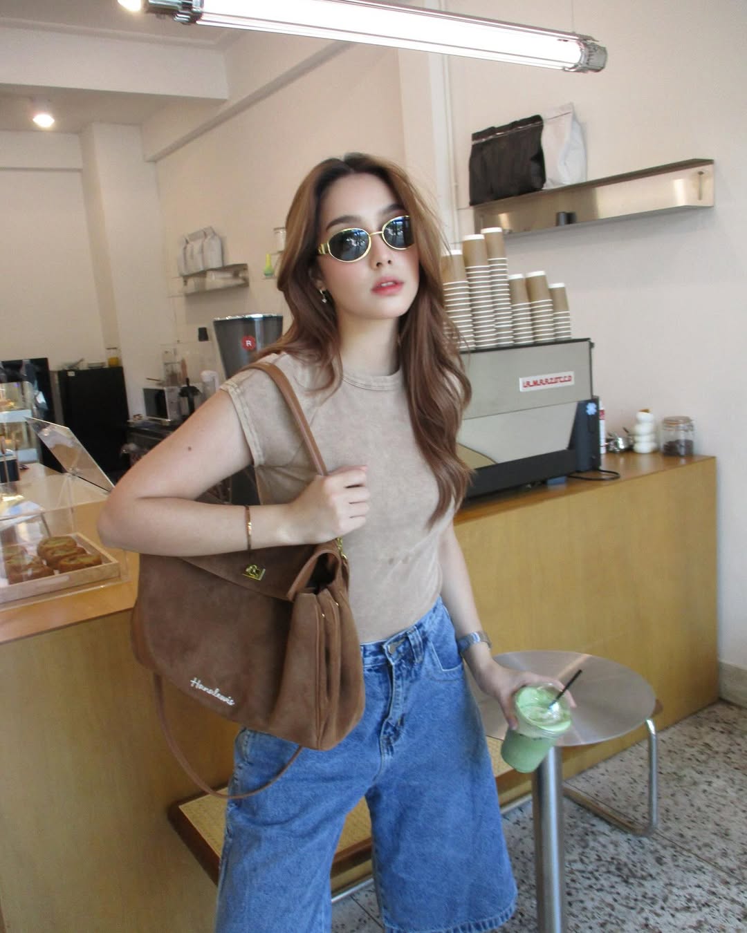 ฮาน่า ลีวิส