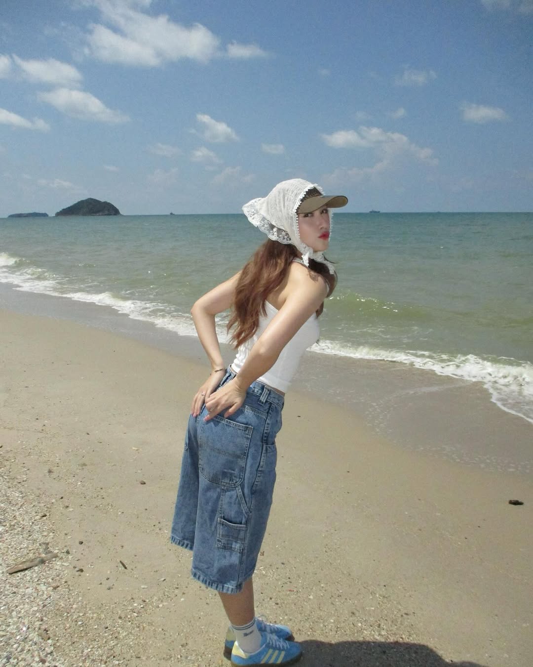 ฮาน่า ลีวิส
