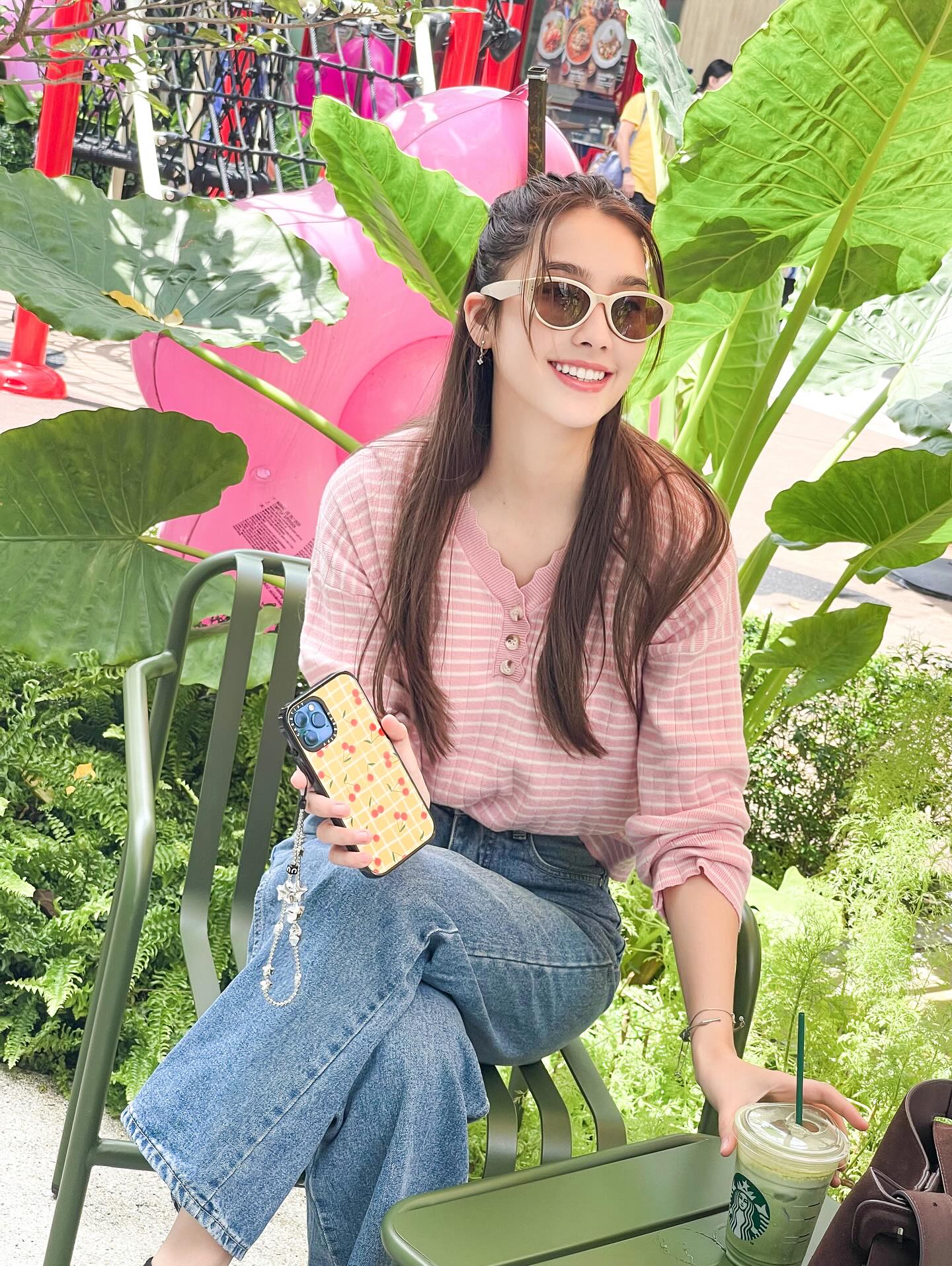 ฮาน่า ลีวิส