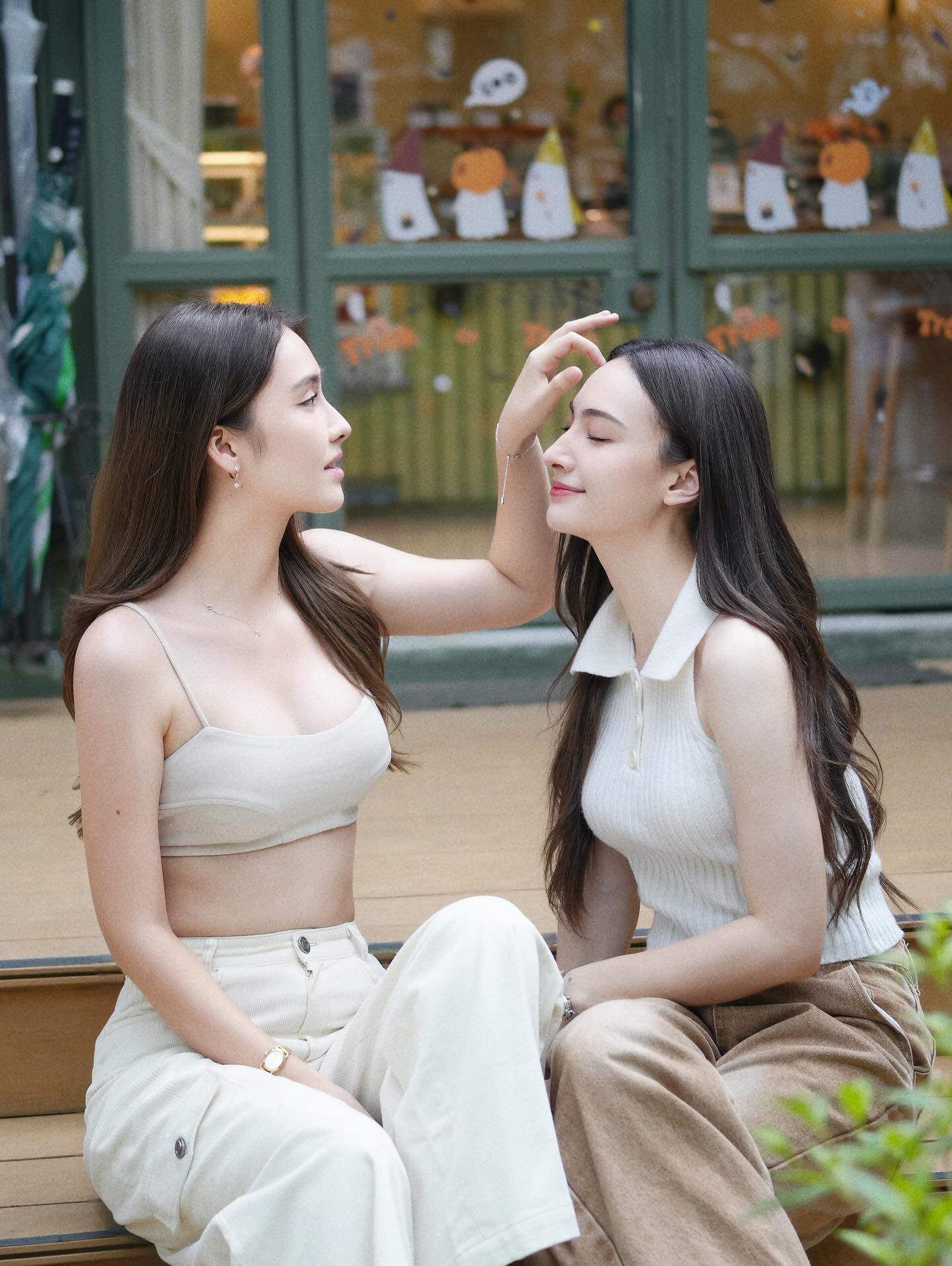 ฮาน่า ลีวิส