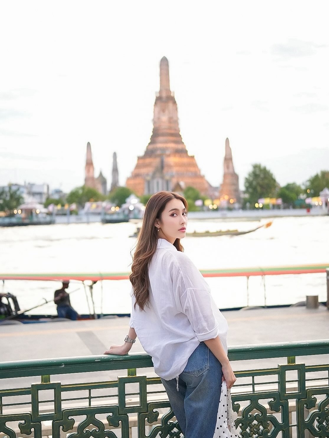 ฮาน่า ลีวิส