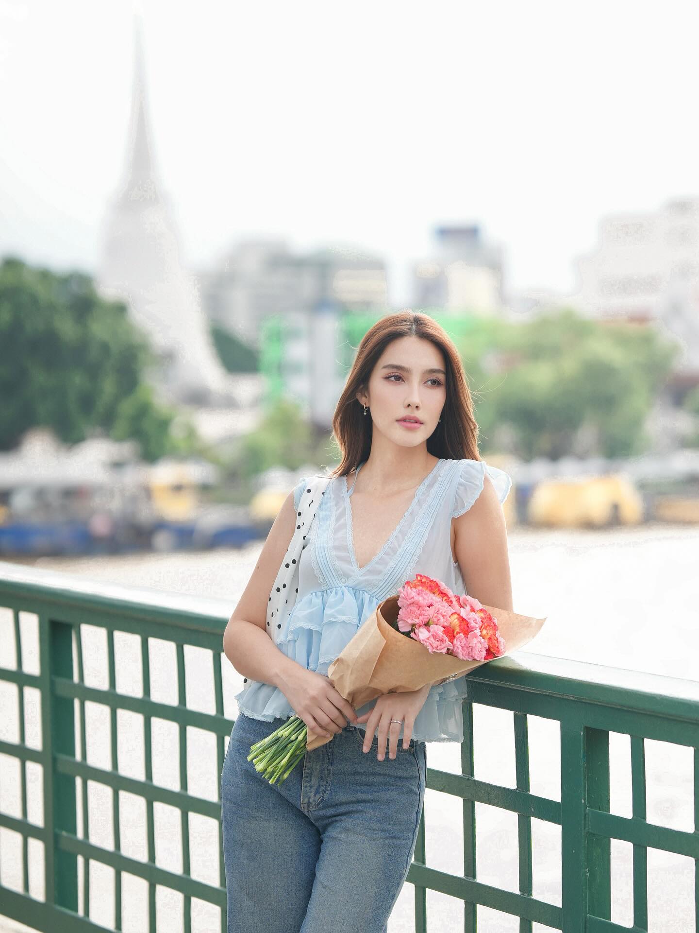 ฮาน่า ลีวิส