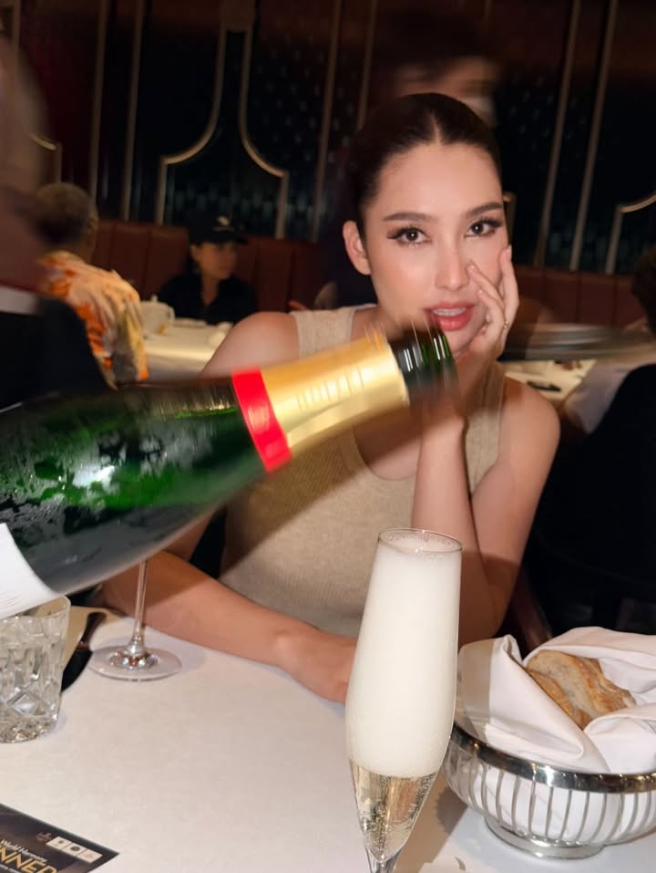 ฮาน่า ลีวิส