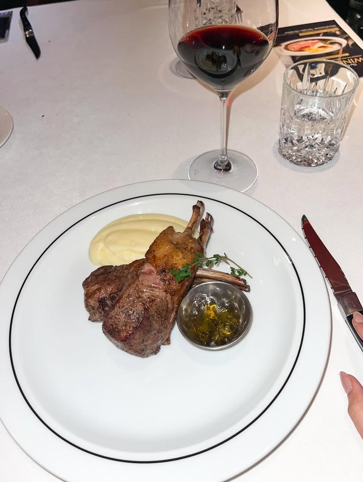 ฮาน่า ลีวิส