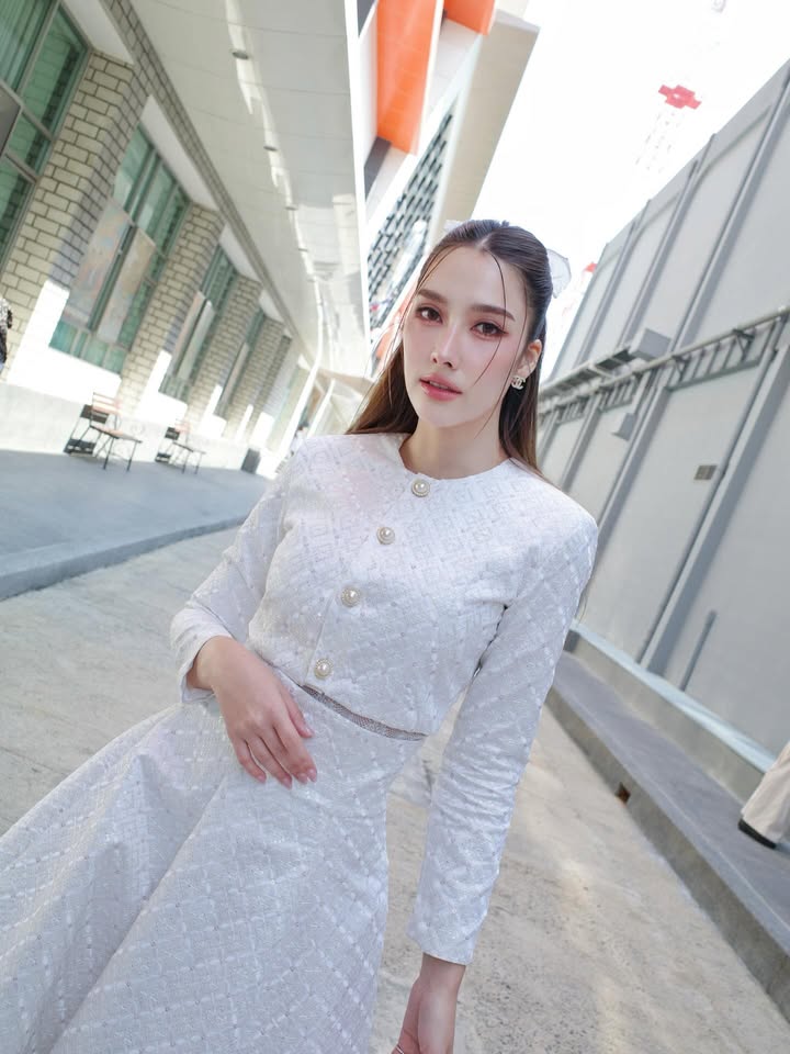 ฮาน่า ลีวิส