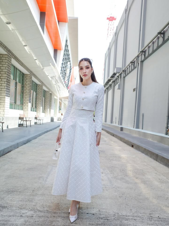 ฮาน่า ลีวิส