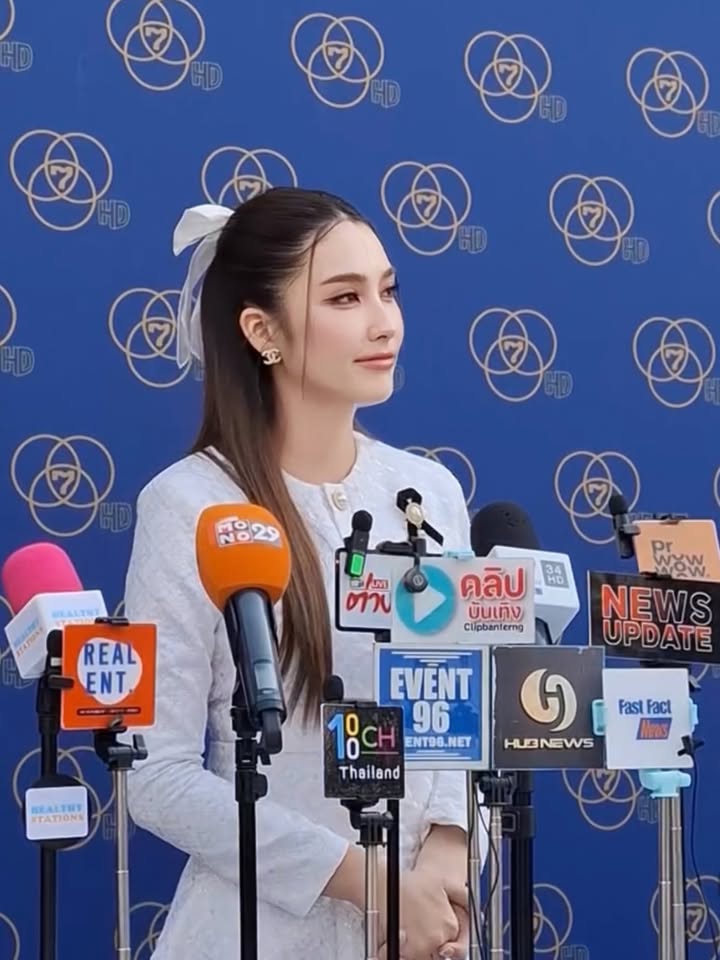 ฮาน่า ลีวิส