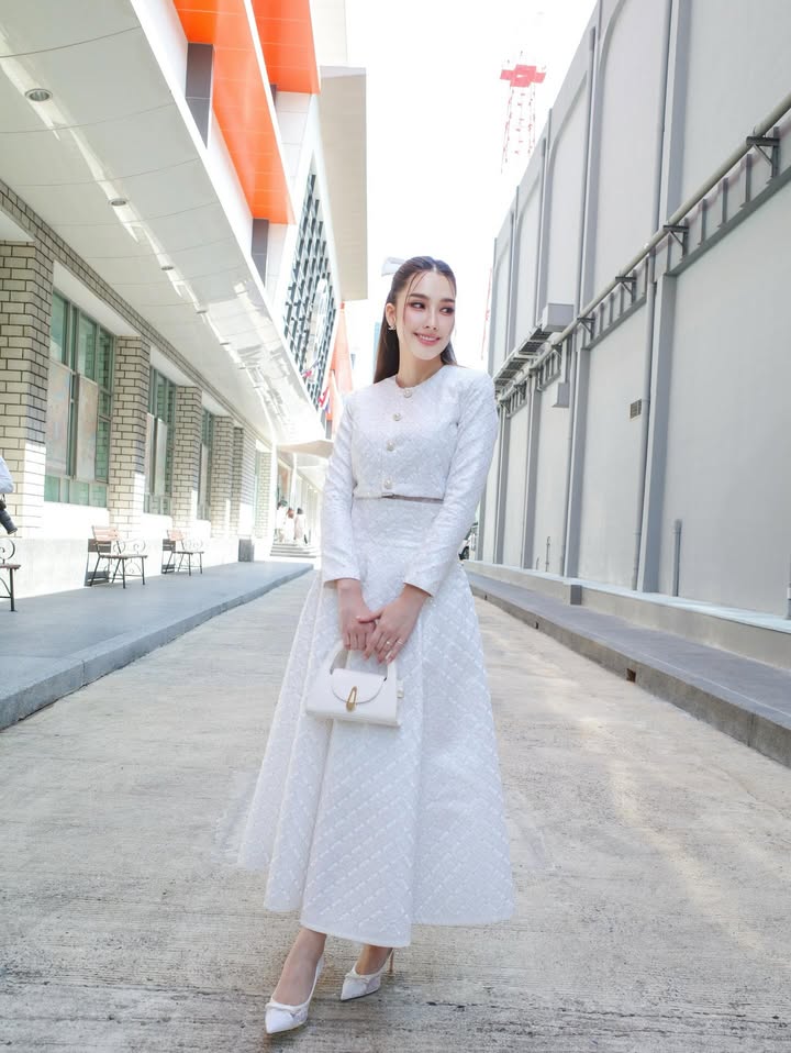 ฮาน่า ลีวิส