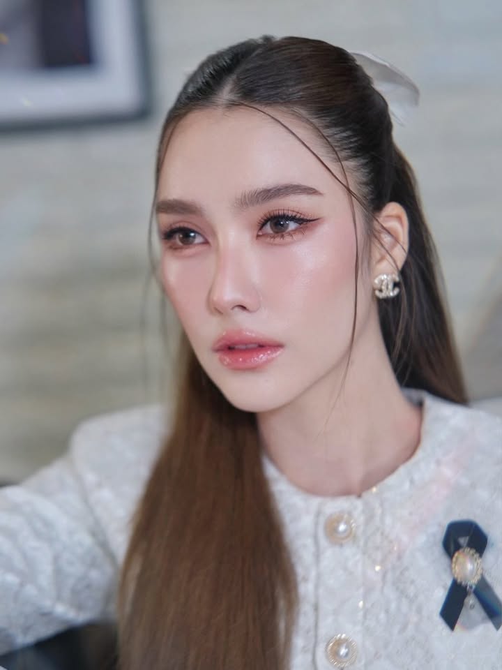 ฮาน่า ลีวิส