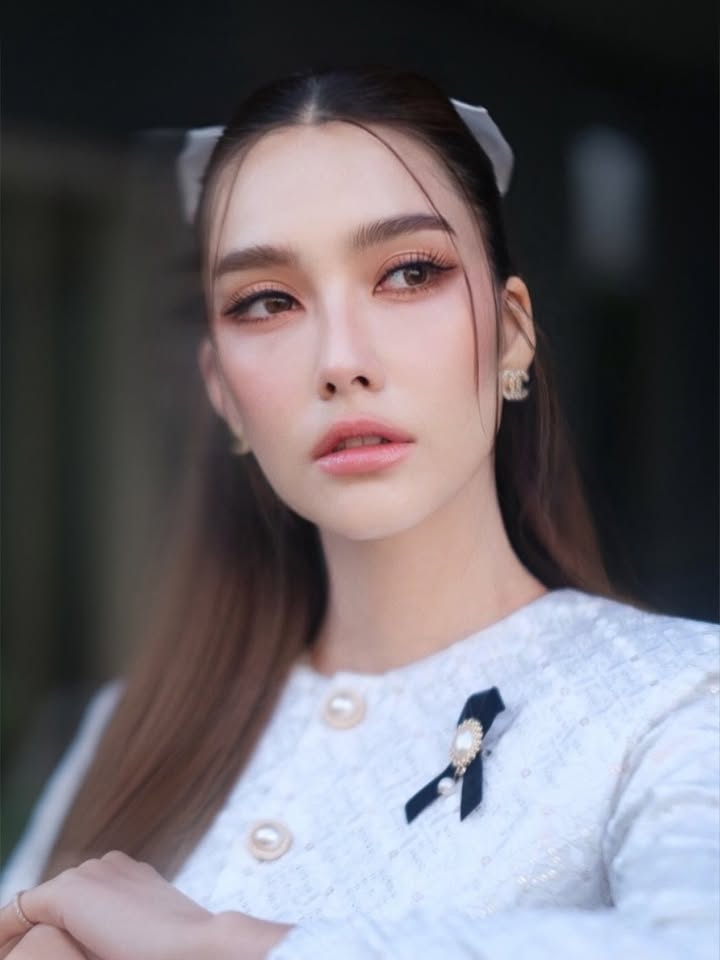 ฮาน่า ลีวิส