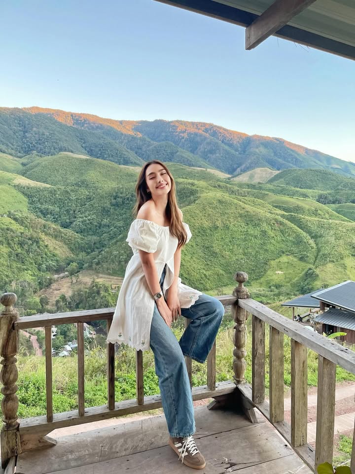 ฮาน่า ลีวิส