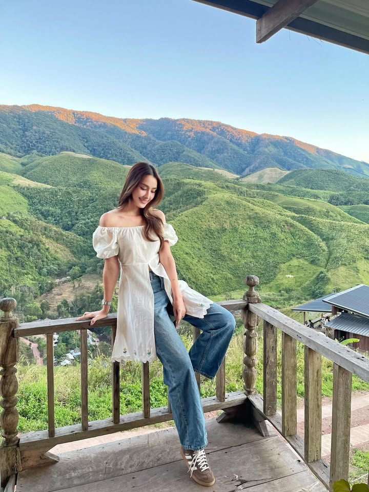 ฮาน่า ลีวิส