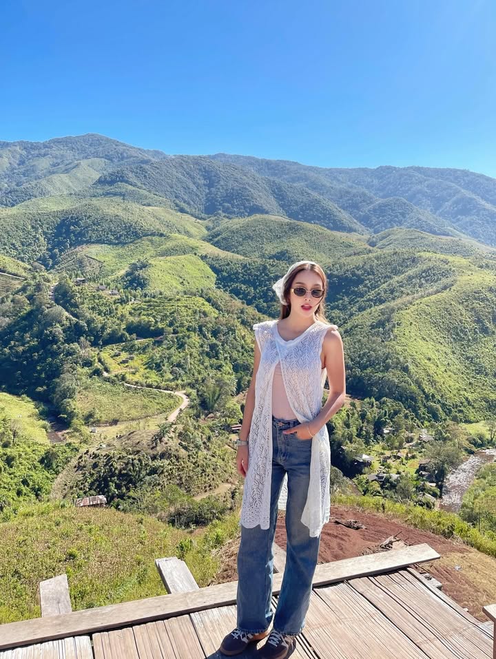 ฮาน่า ลีวิส