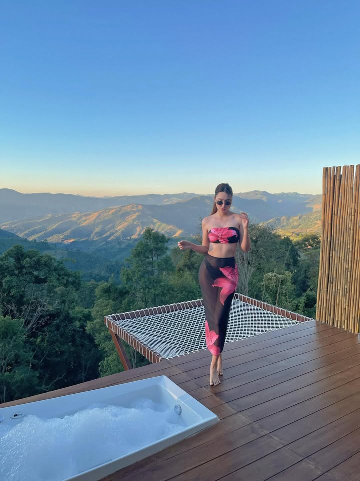 ฮาน่า ลีวิส