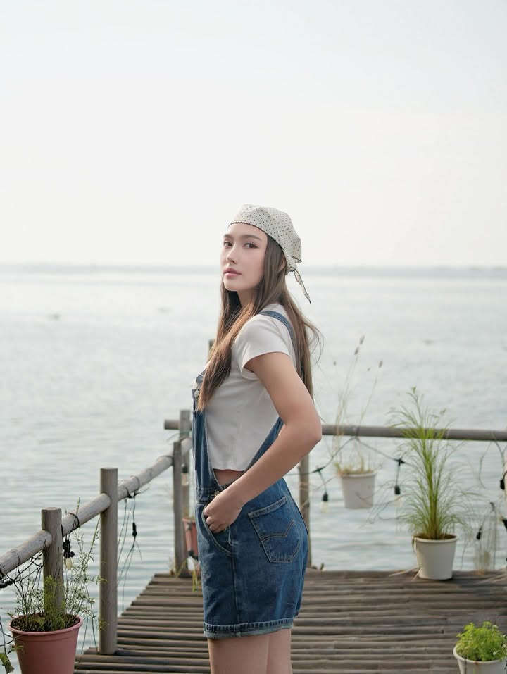 ฮาน่า ลีวิส