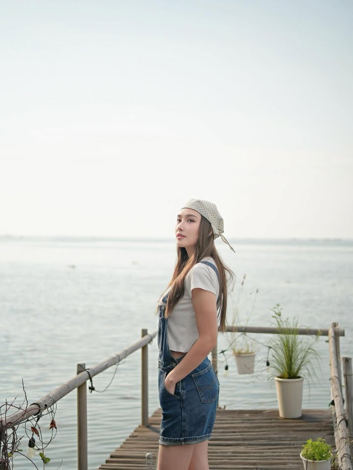 ฮาน่า ลีวิส