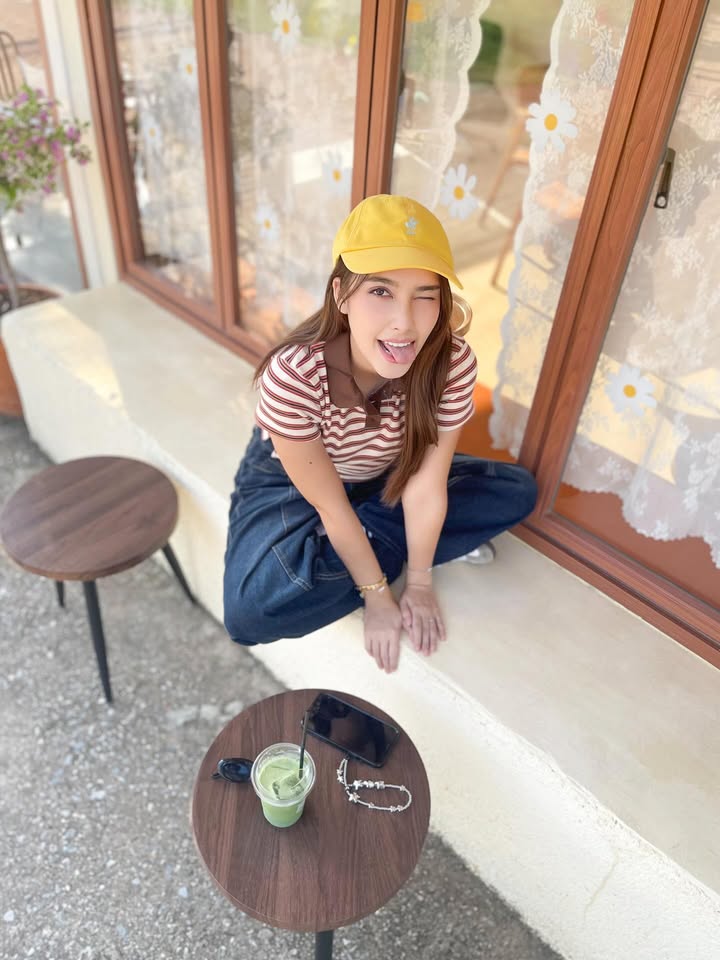 ฮาน่า ลีวิส