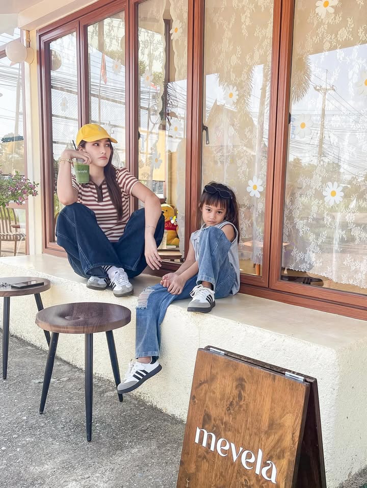 ฮาน่า ลีวิส