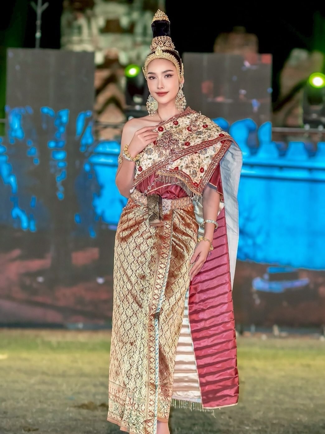 ฮาน่า ลีวิส