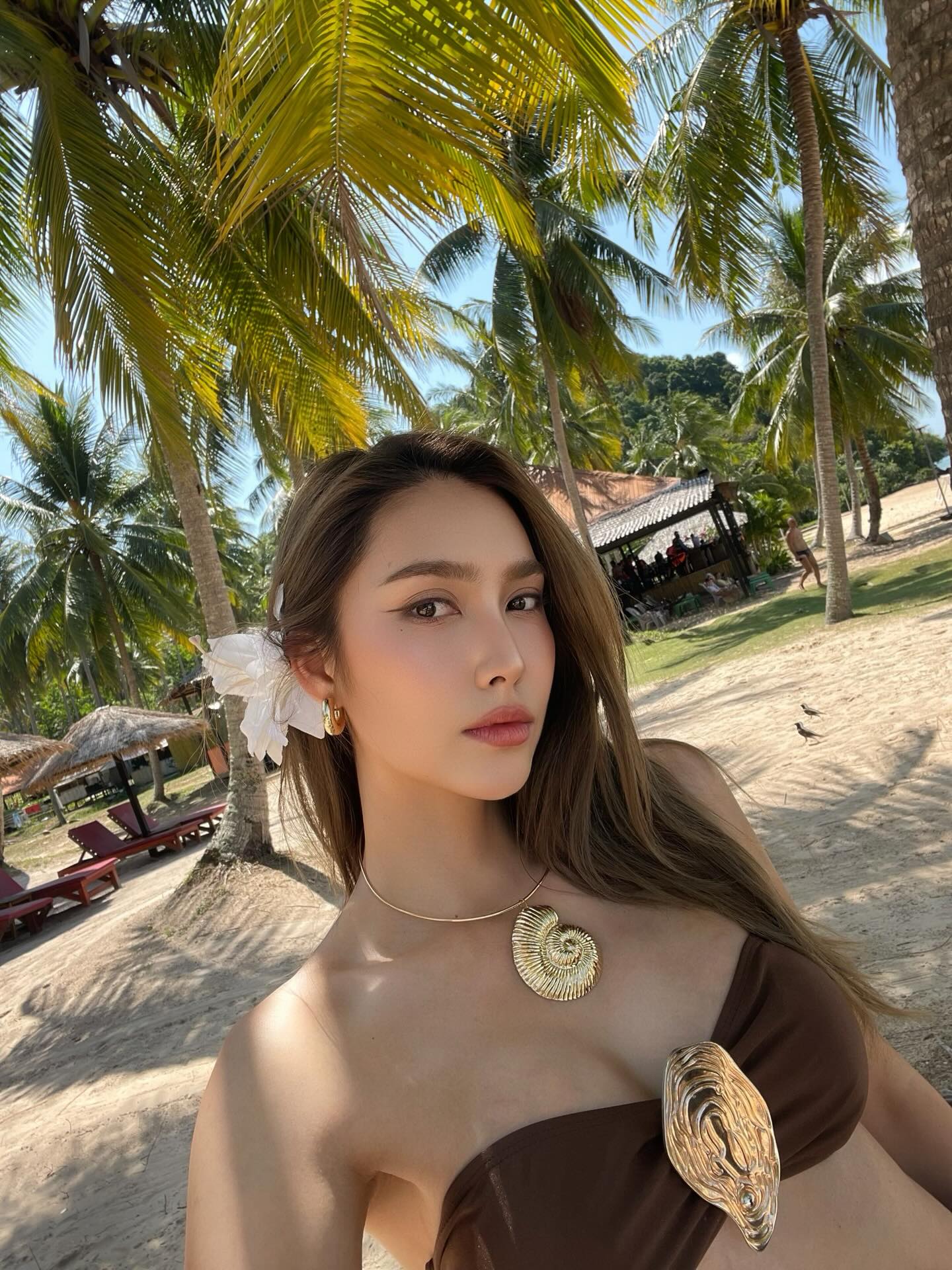 ฮาน่า ลีวิส