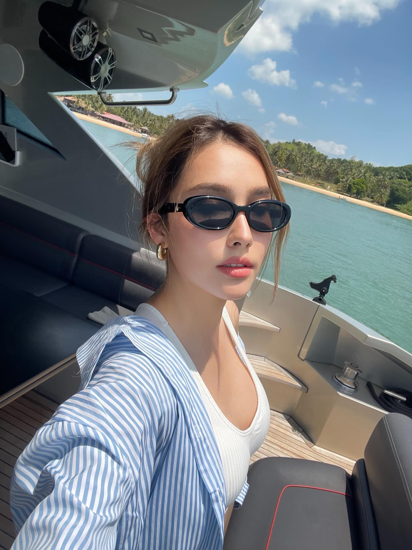 ฮาน่า ลีวิส