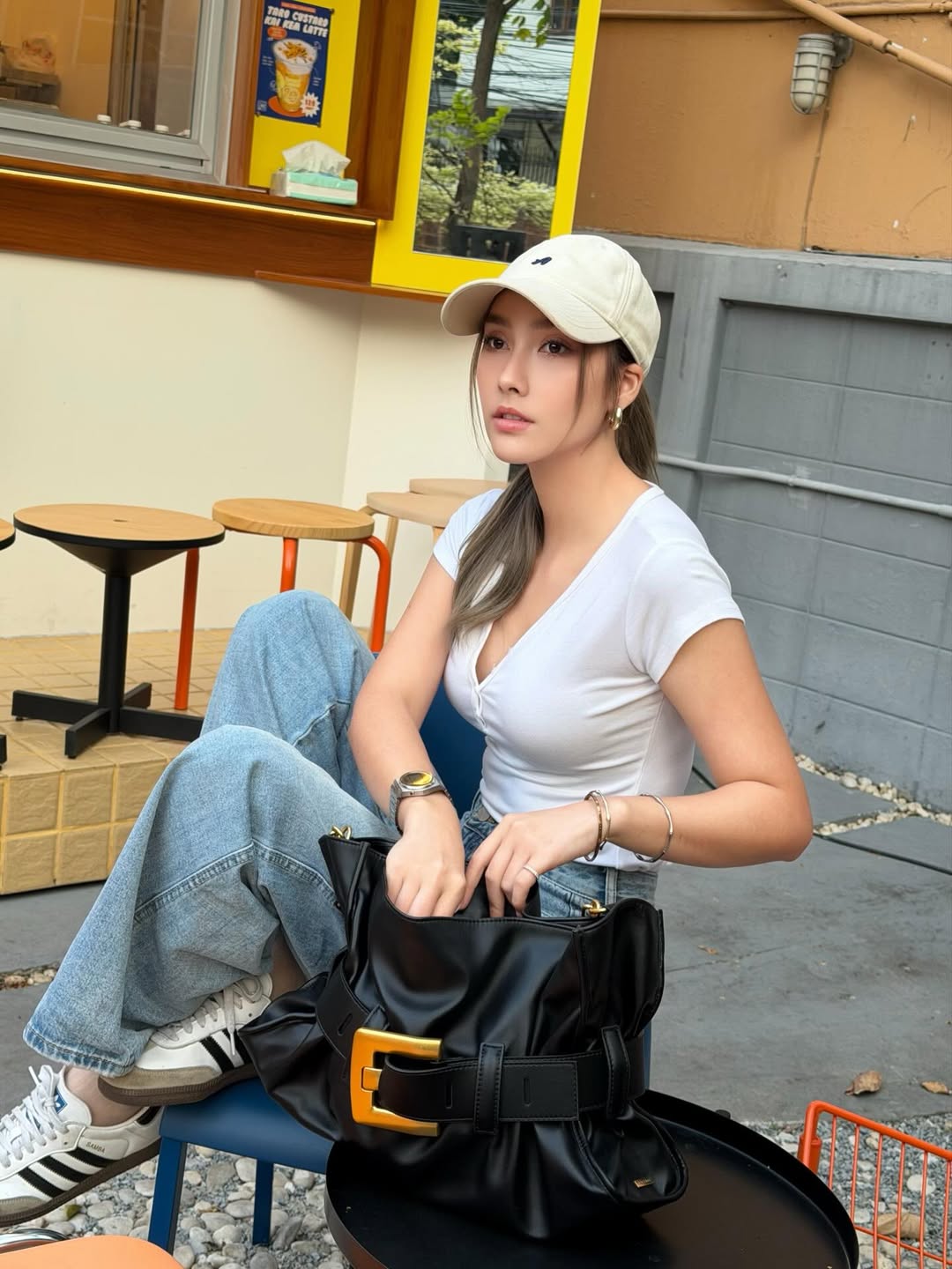 ฮาน่า ลีวิส