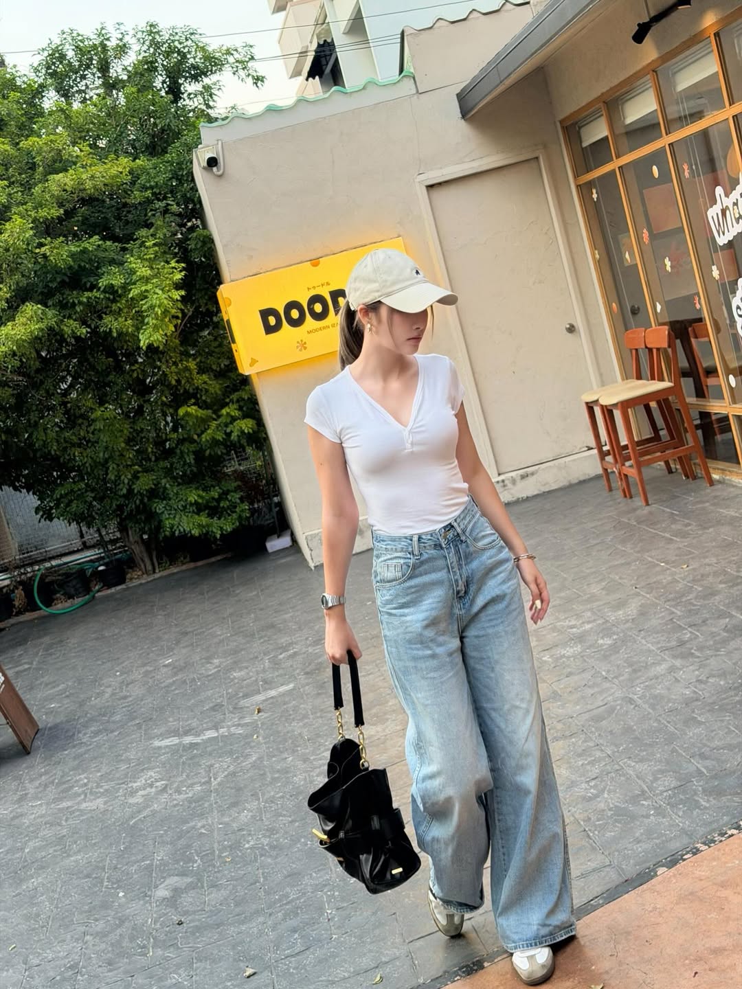 ฮาน่า ลีวิส